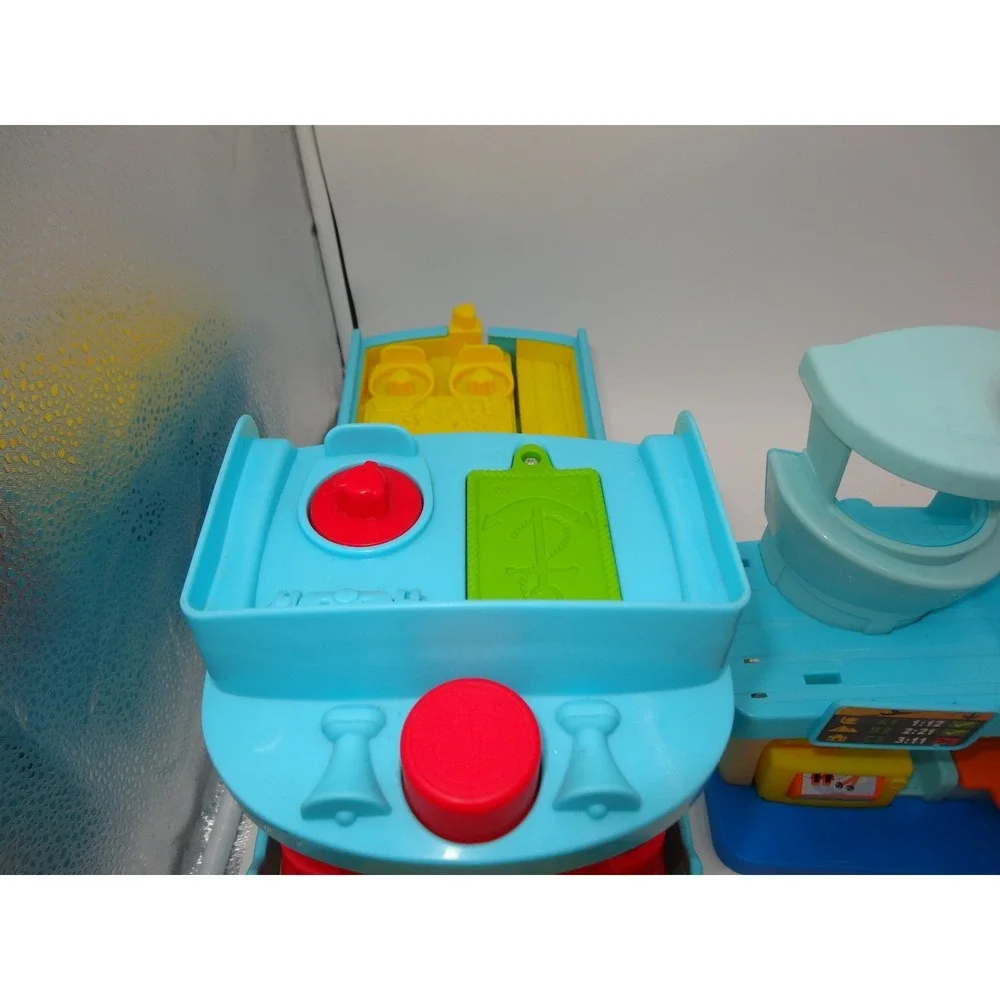 Fisher-Price‎ Little People Everyday Adventures Airport & Travel Friend Ship Set